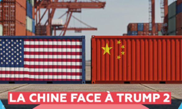 2 containers peints avec les drapeaux américains et chinois